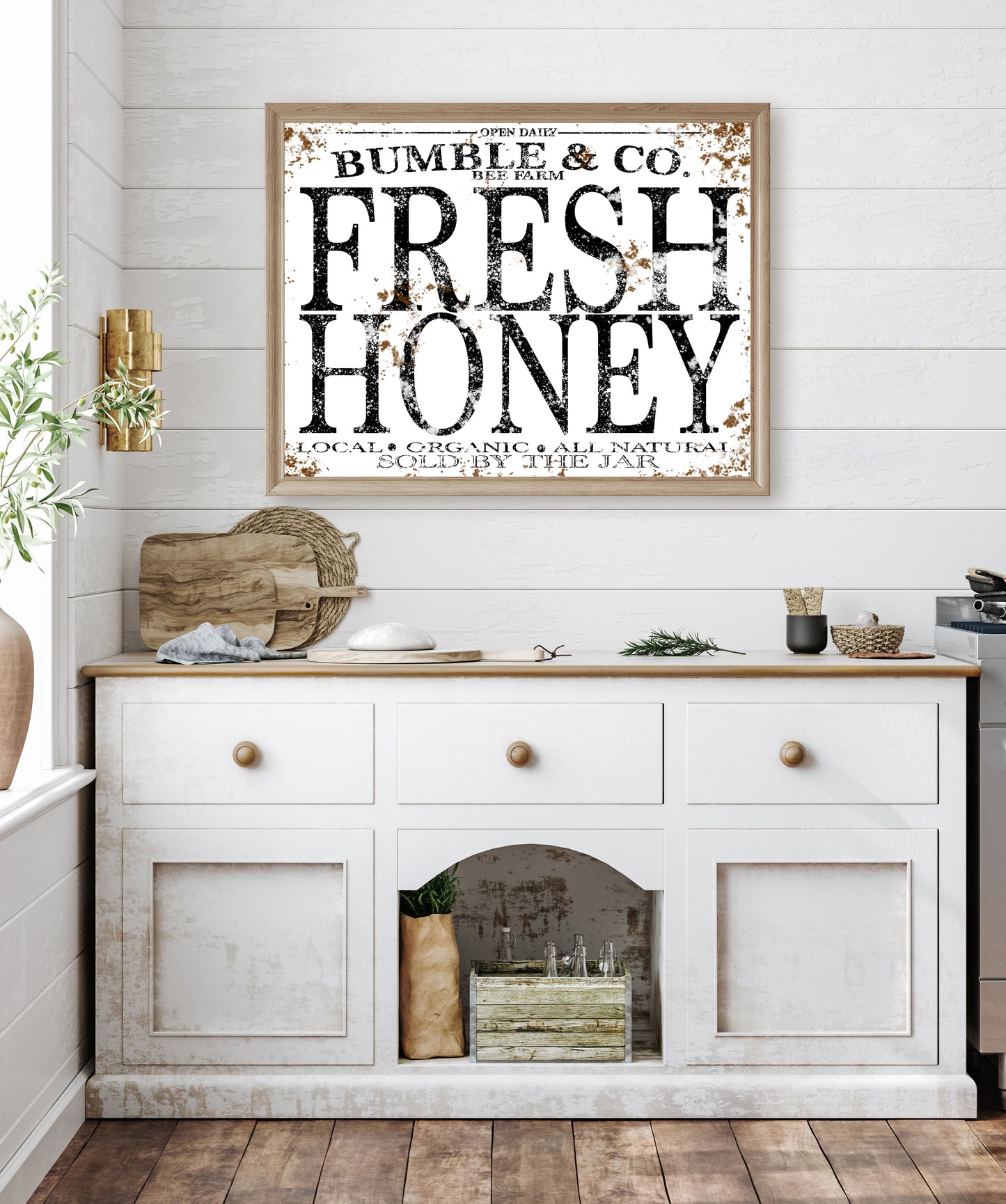 FRESH HONEY
